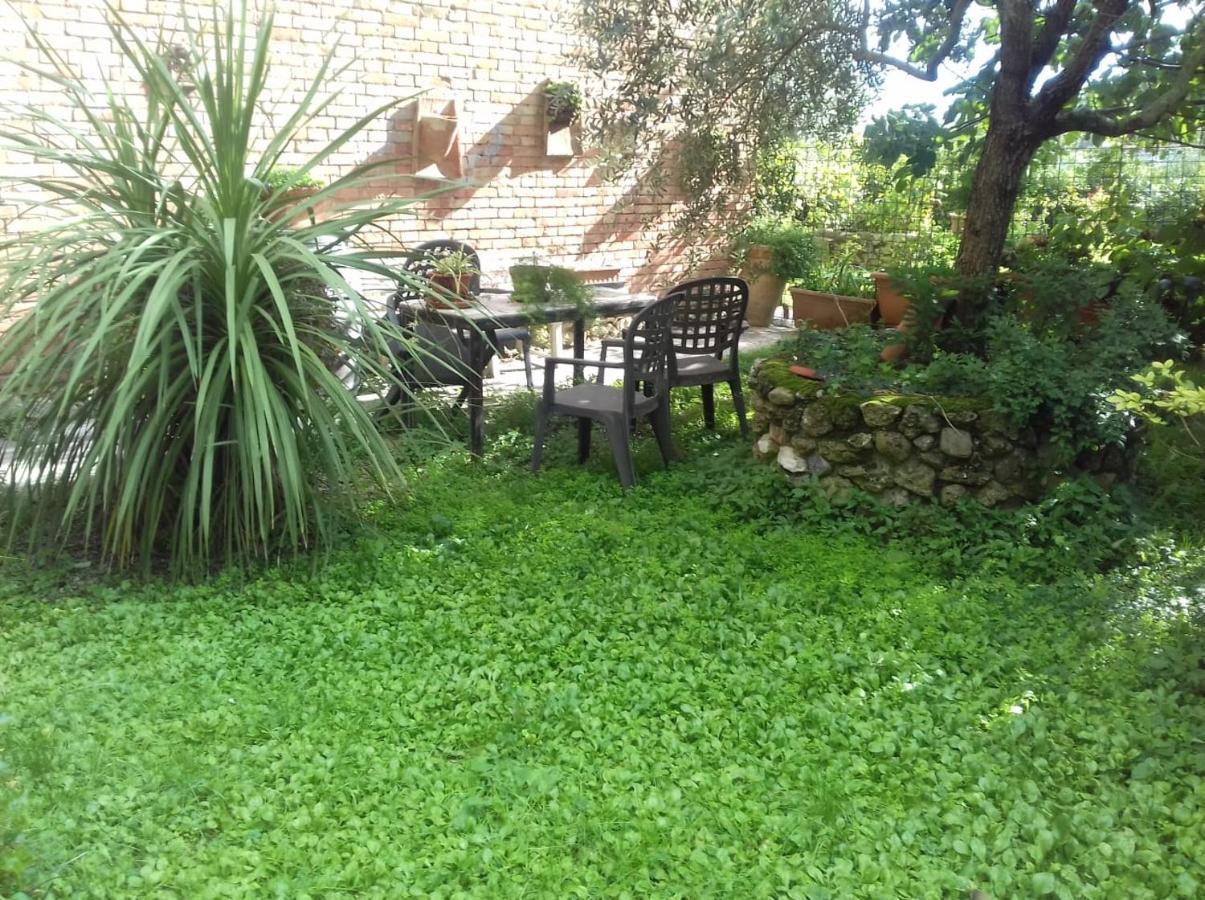 Casa Patti Alle Porte Di Сиена Екстериор снимка